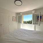 Villa Elodie Climatisee Pour 10 Personnes Avec Piscine Privee A La Londe Les Maures
