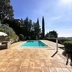 Villa Lougabie Pour 8 Personnes, Vue Mer Et Piscine Sur Le Domaine De Valcros A La Londe-Les Maures