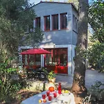 Maison Dans Un Parc Boise Jusqu'A 7 Pers, Plages A Pied