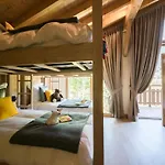 Nice Chalet With Fireplace In Megeve