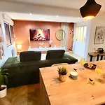- Kalon - Concarneau - Salle Cinema - Plage A 100M - Ville Close A Pieds - Wifi - Center & Beach Within Walking Distance -