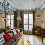 Marais District - Superb 3 Bedroom Flatent