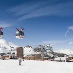 Grand Appartement Au Pied Des Pistes Avec Balcon, Pour 6 Personnes - Fr-1-455-40