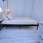 Modern Apartment With Terrace And Beach 5 Min Away