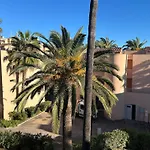 Golfe Juan Joli F2 Clim Piscine A 5 Minutes De La Mer