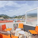 2P - Terrasse - Parking - Plage