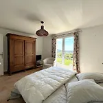 Villa Verde Climatisee Pour 10 Personnes Avec Piscine Chauffee Et Vue Mer A La Londe Les Maures