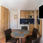 Mistral-Rare 6 Pers, Parking, Wifi, ,Clim, Piscines