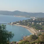 Le Lavandou St Clair Studio 300 M De La Plage Parking
