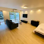 Spacieux T2 Avec Grande Terrasse A 200M De La Plage