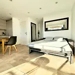 Les Flots By Scls Locations
