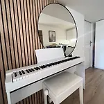 Lux Apartment Monaco Border