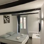 Renovated Studio In The Heart Of The Old Town