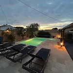 Charmante Villa Au Brusc Avec Piscine A 10Min A Pied De La Mer