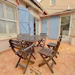 Maison Boulouris Avec Jardin, Bord De Mer Et Plage
