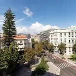 Elegant Condo With Balconies In The Heart Of Nice
