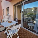 Sainte-Maxime : Appartement Moderne Pour 4 Personnes - Fr-1-780-86