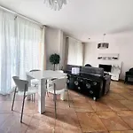 Direct Monaco 2 Pieces Devant Piscine