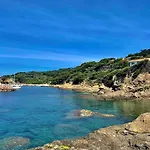 Presqu'Ile De Giens, Joli T2 A 5 Minutes De La Plage A Pieds