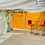 Bungalow Avec Piscine