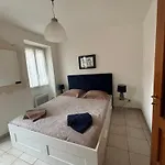 Joli Appart 29M2 En Vieille Ville Menton 2 Mins De La Mer