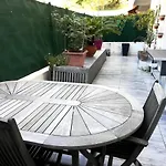 Cosy F1 Avec Grande Terrasse A 2 Pas Du Tramway