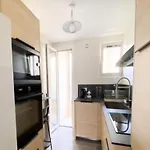 Apartments For 5 People