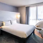 Ibis Styles Toulon Centre Port