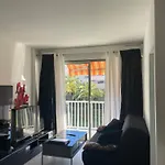Petit Deux Pieces Avec Piscine