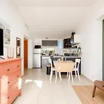 La Petite Grimaud Yourhosthelper