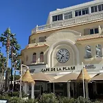Grand Studio Vue Mer A Antibes