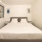 Appartement Avec Vue Mer, Terrasse Privee Et Piscine