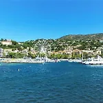 Appartement 2 Pieces Au Lavandou Avec Parking Proche Plage, Terrasse Vue Mer - Fr-1-251-843