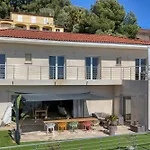 Superbe Villa Au Calme Avec Vue