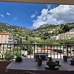 Apartment 6 Minutes From Monaco Train Station