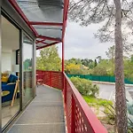 Renovated Apartment With Balcony And Parking