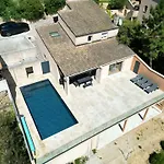 Villa Bouginvillees Pour 12 Personnes Avec Piscine Chauffee Et Vue Mer A La Londe-Les-Maures
