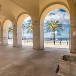 Nice Centre Negresco 2 Pieces Calme A 150 M Des Plages Et Zone Pietonne, Parking Couvert