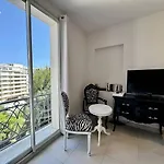 Cannes La Croisette - Joli Studio Au Calme Cote Jardin