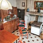 Maison Charmante A Echalot Avec Parking Prive Inclus