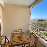 06Ai - Beautiful Renovated Studio - Sea And Pool View
