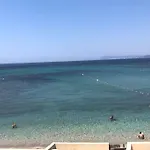Studio Sur L'Eau Avec Plage Privee