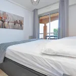 Amazing Apartment In Frejus With Wifi