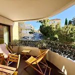 A011-Superbe Studio Avec Terrasse Sauna Jacuzzi