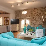 Absolute St Tropez