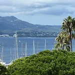 Sea View, Top Floor Facing Port Canto In Palm Beach