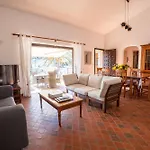 Pauline 3340 Villa