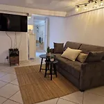 Le Cosy - Renovated In Place Massena