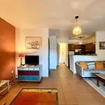 Villa A Cavalaire-Sur-Mer Avec Piscine, Sauna, Parking Et Animaux Acceptes - Fr-1-226B-156