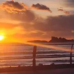 Maison Entre Vignes Et Piscine A 5 Mn Des Plages !